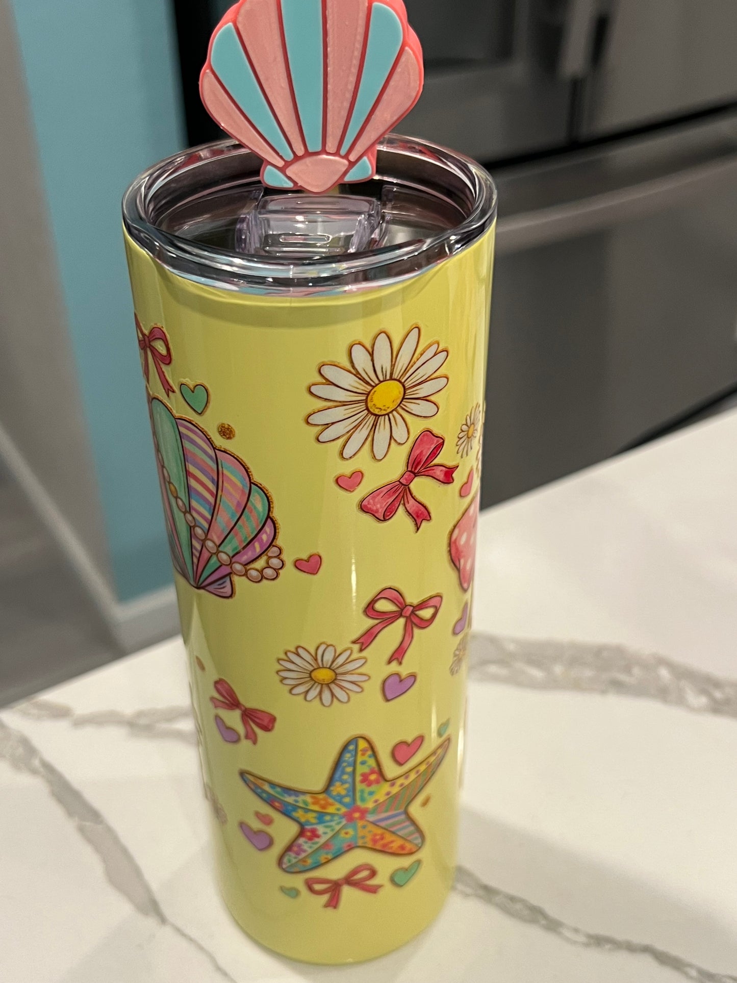Sea Shell Yellow 20 oz Tumbler w/Topper